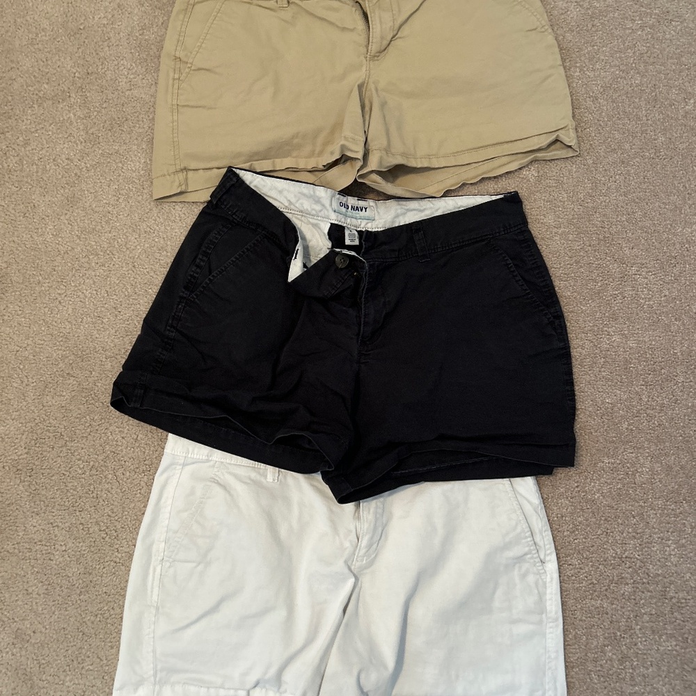 Old Navy Chino shorts